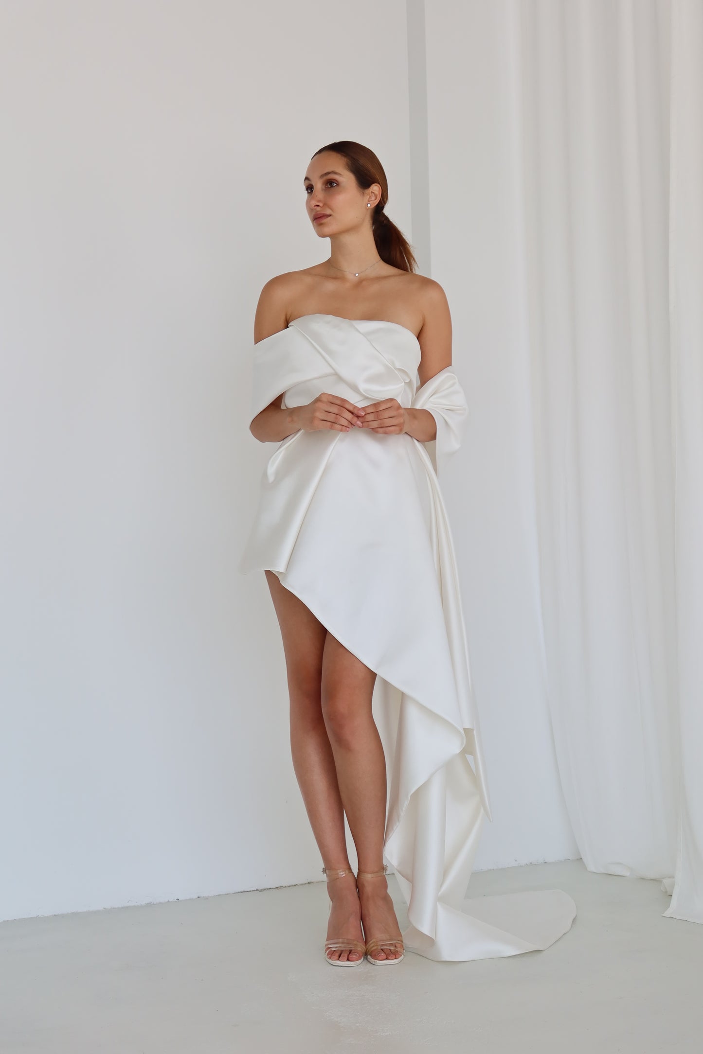 Asymmetric wedding dress Anita