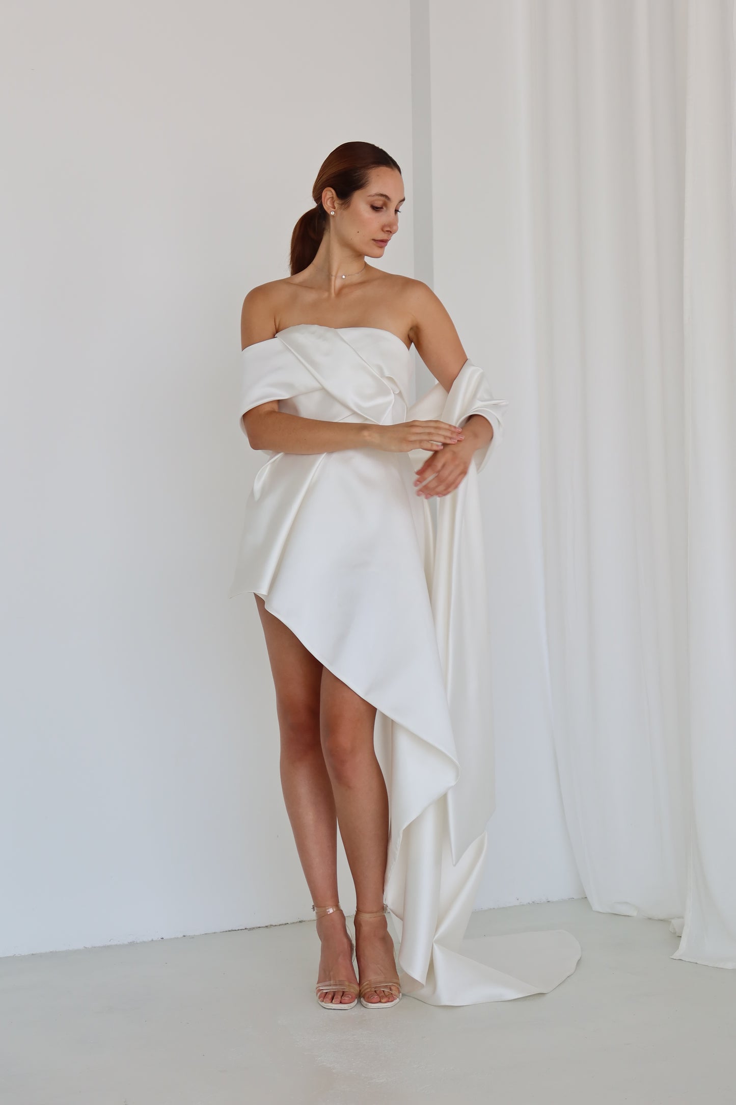 Asymmetric wedding dress Anita